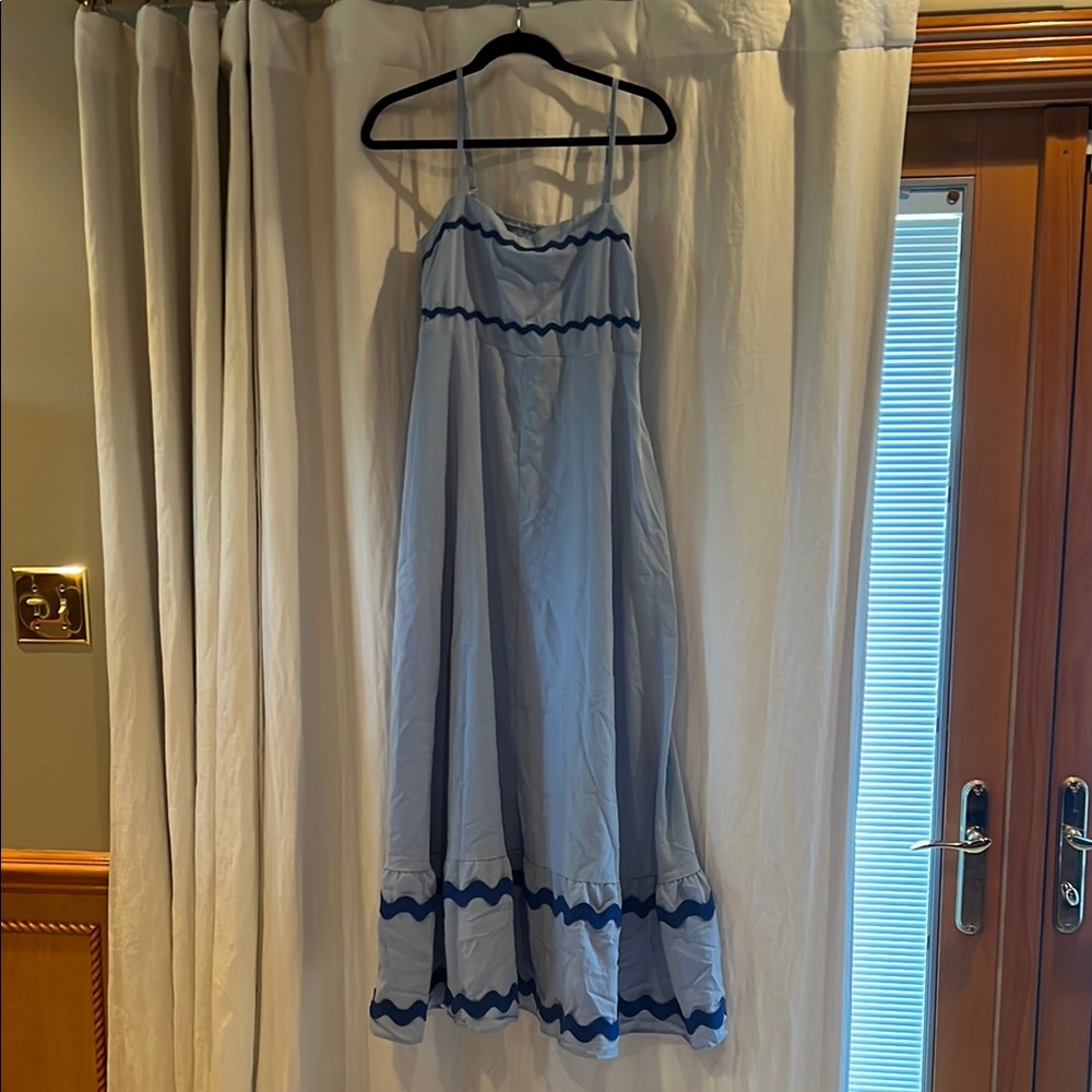 Elegant Blue Maxi Dress